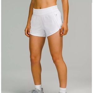 Lululemon Tracker Low Rise Lined Short “4